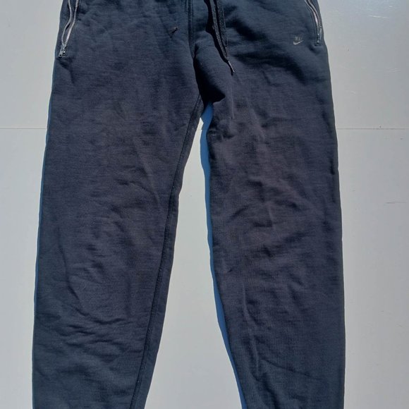 Nike Size M Black Men's Jogging Pants - Picture 2 of 8